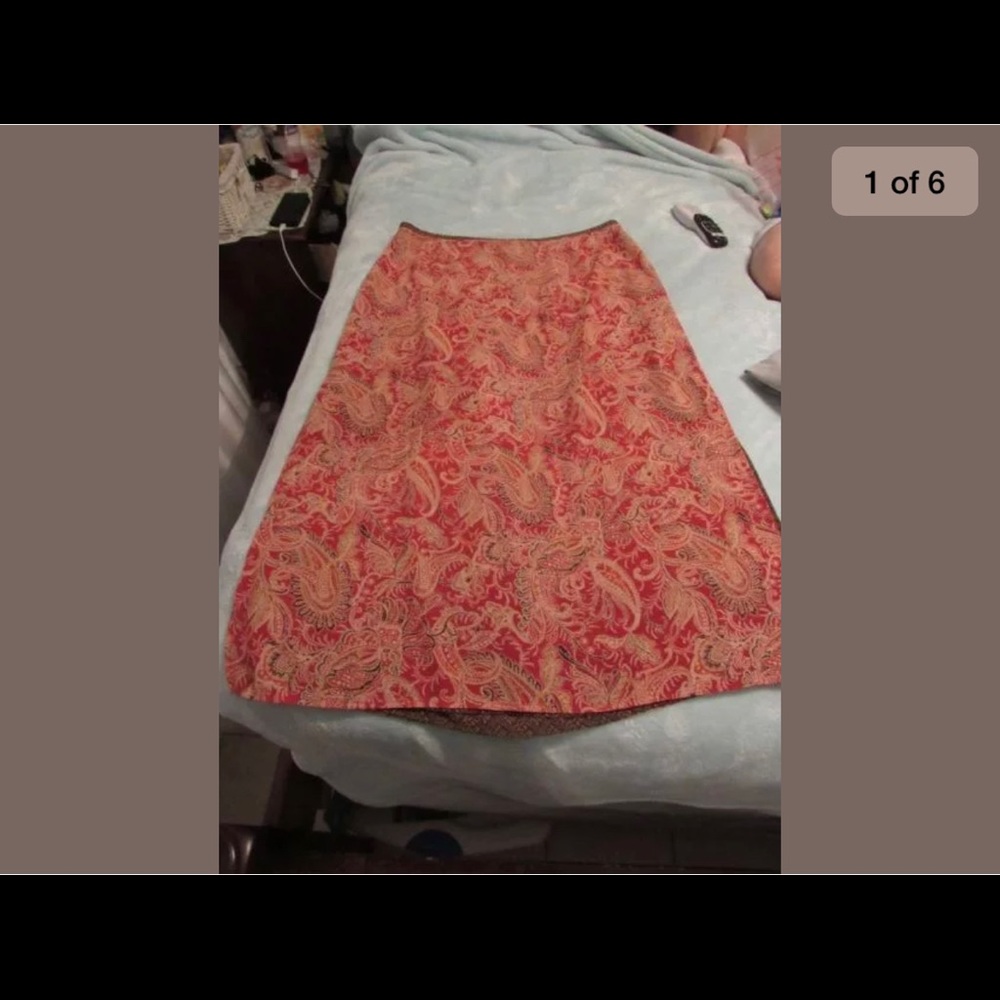 Very cute poly reversible skirt